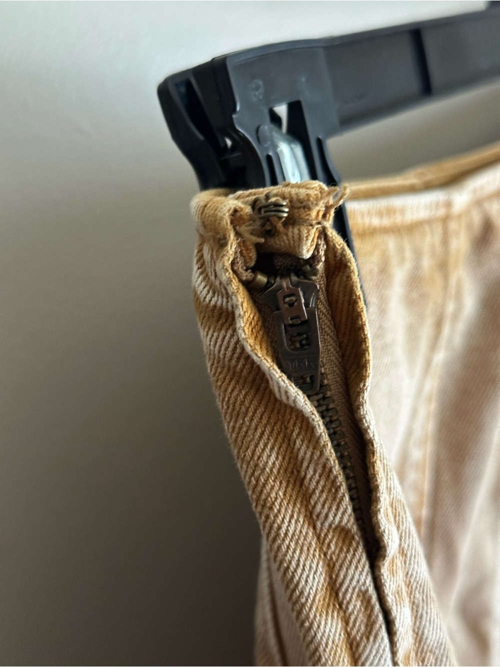 Free People Light Mustard Pleated Denim Skirt SZ 8 - Picture 5 of 7